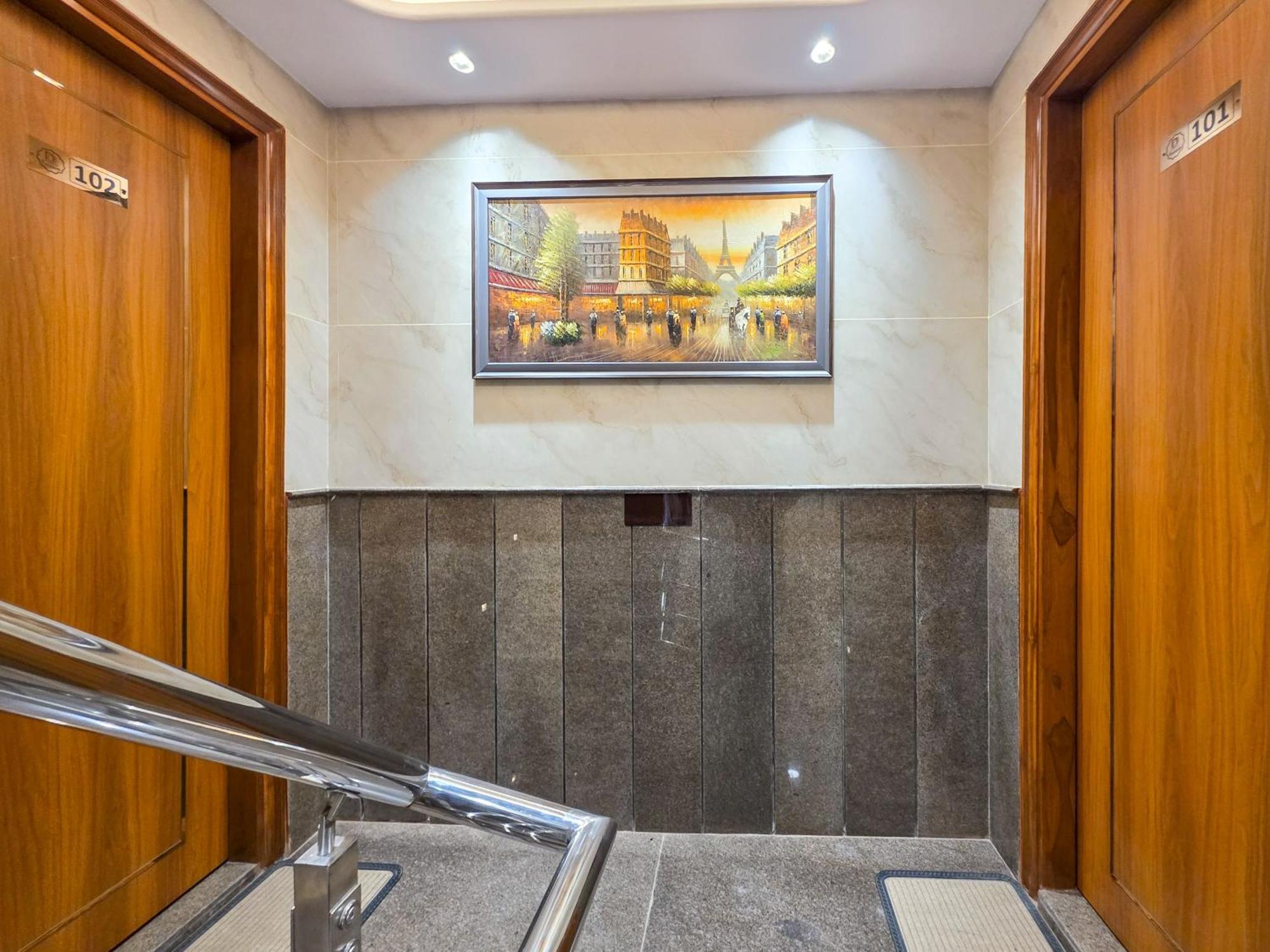 Bed and Breakfast Delhi Delight Premium Нью-Дели Экстерьер фото